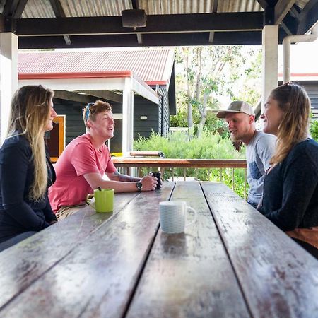 Margaret River Backpackers Yha Hostel Exterior photo