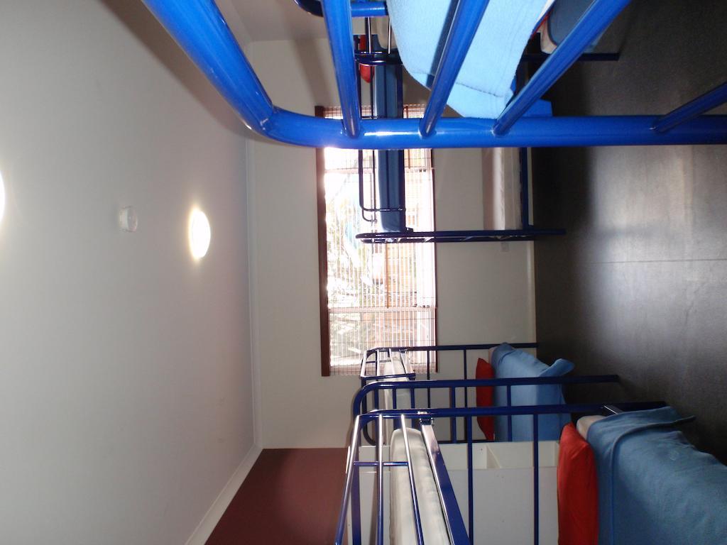 Margaret River Backpackers Yha Hostel Room photo